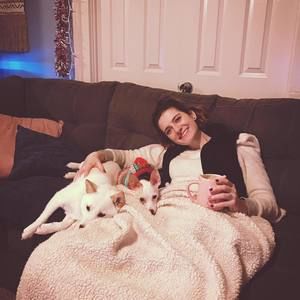 Meet your Posher, Carrie